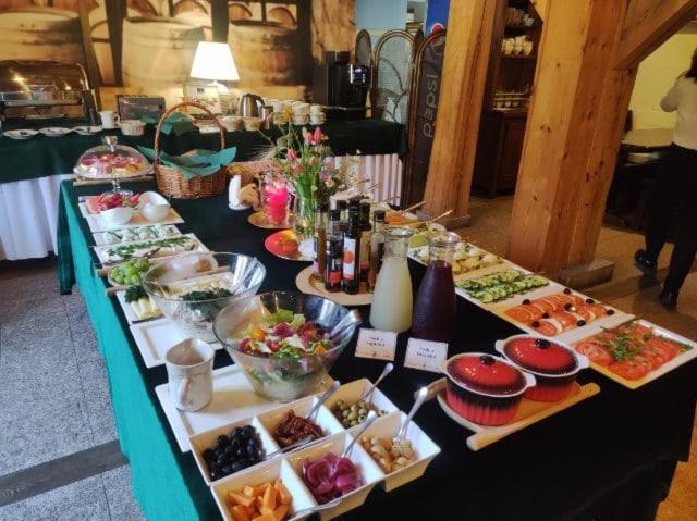 Hotel Spichrz Borcz Eksteriør bilde