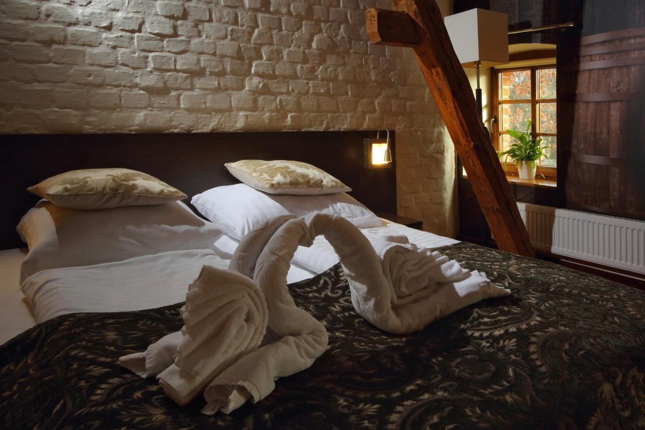Hotel Spichrz Borcz Eksteriør bilde